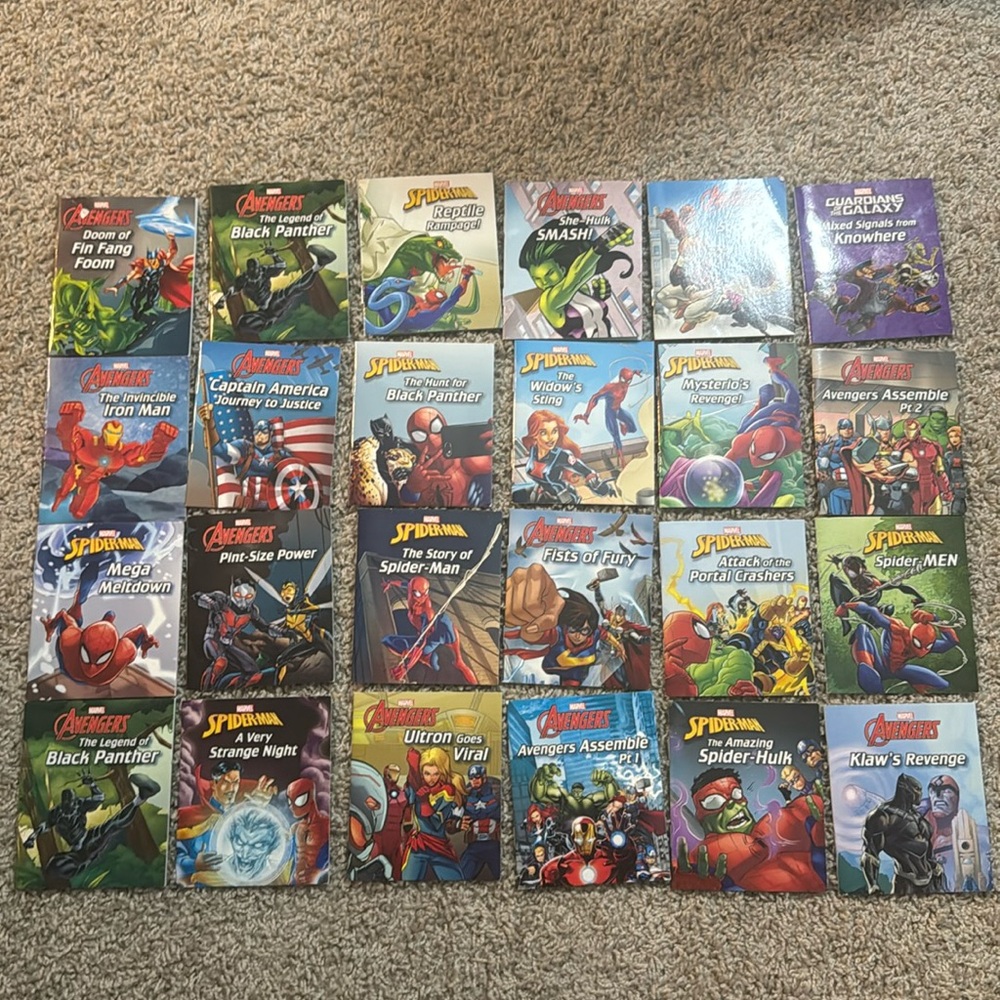 Marvel Avengers/ Spiderman 24 Mini Book Set.